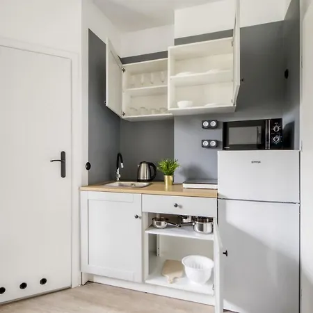 L Ajax Park Mini Stadion Narodowy Appartamento *